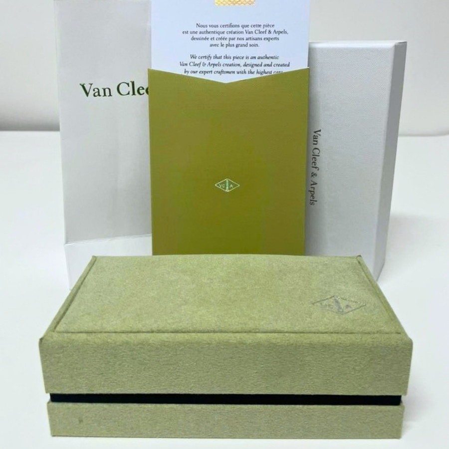 Van Cleef & Arpels VCA Green Suede Bracelet Jewelry Box | Empty Storage Case