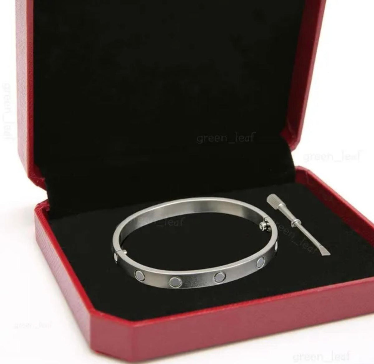18K gold-plated screw-motif love bangle bracelet - Jewelza